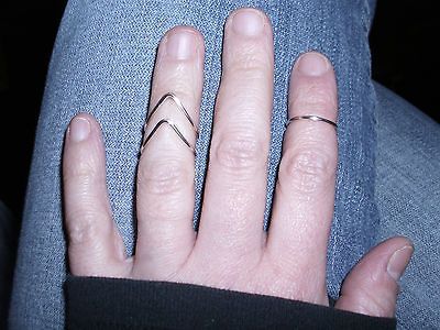 Golden Chevron Band Midi Knuckle Adjustable Rings   Set of 3