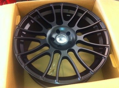 22black alloy wheels with 285/35 tyres for range rover sport/vogue