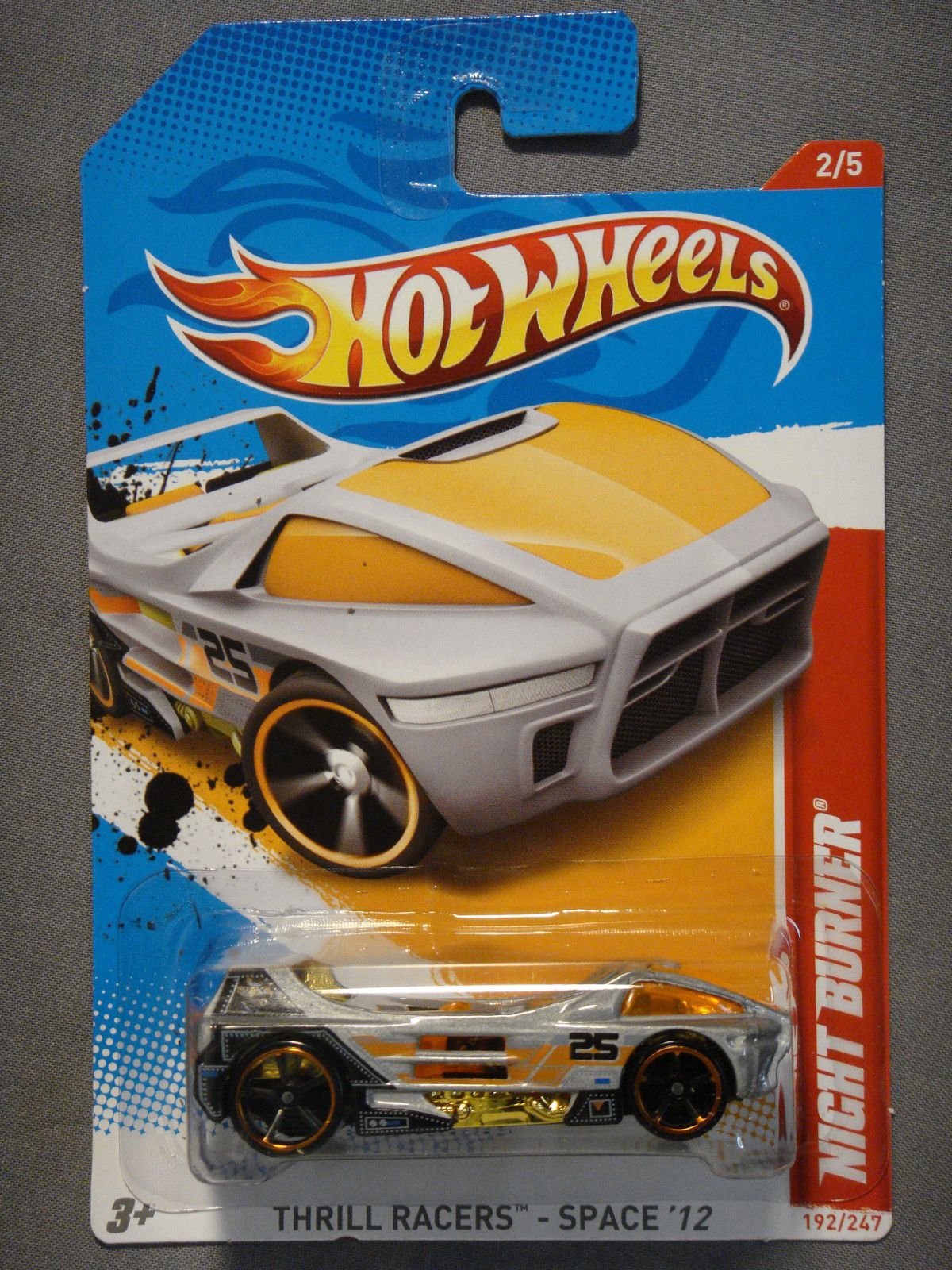 HOT WHEELS THRILL RACERS SPACE 12 NIGHT BURNER #2 DIECAST CAR NEW