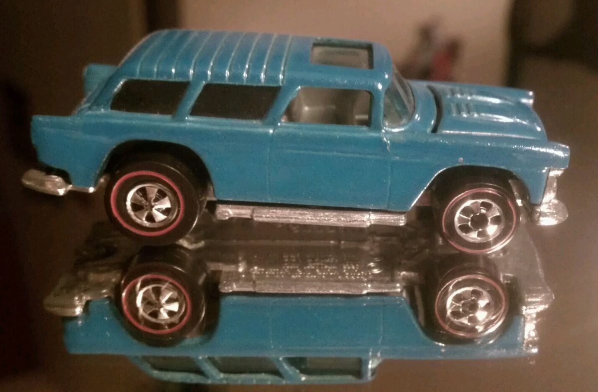 Hot Wheels Alive 55 Redline Blue Enamel Mint