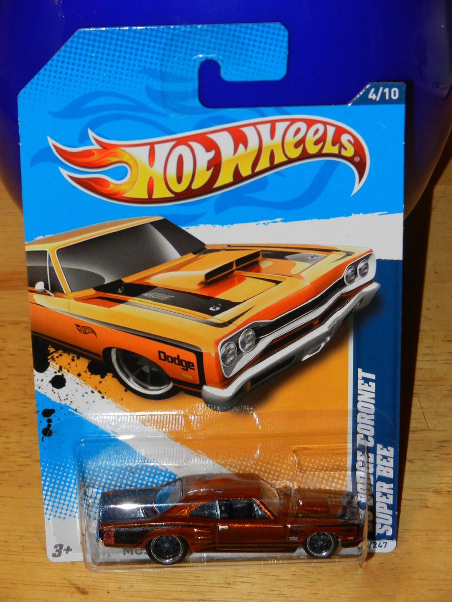 Hot Wheels 69 Dodge Coronet Super Bee 2012 SUPER Treasure Hunt Mystery