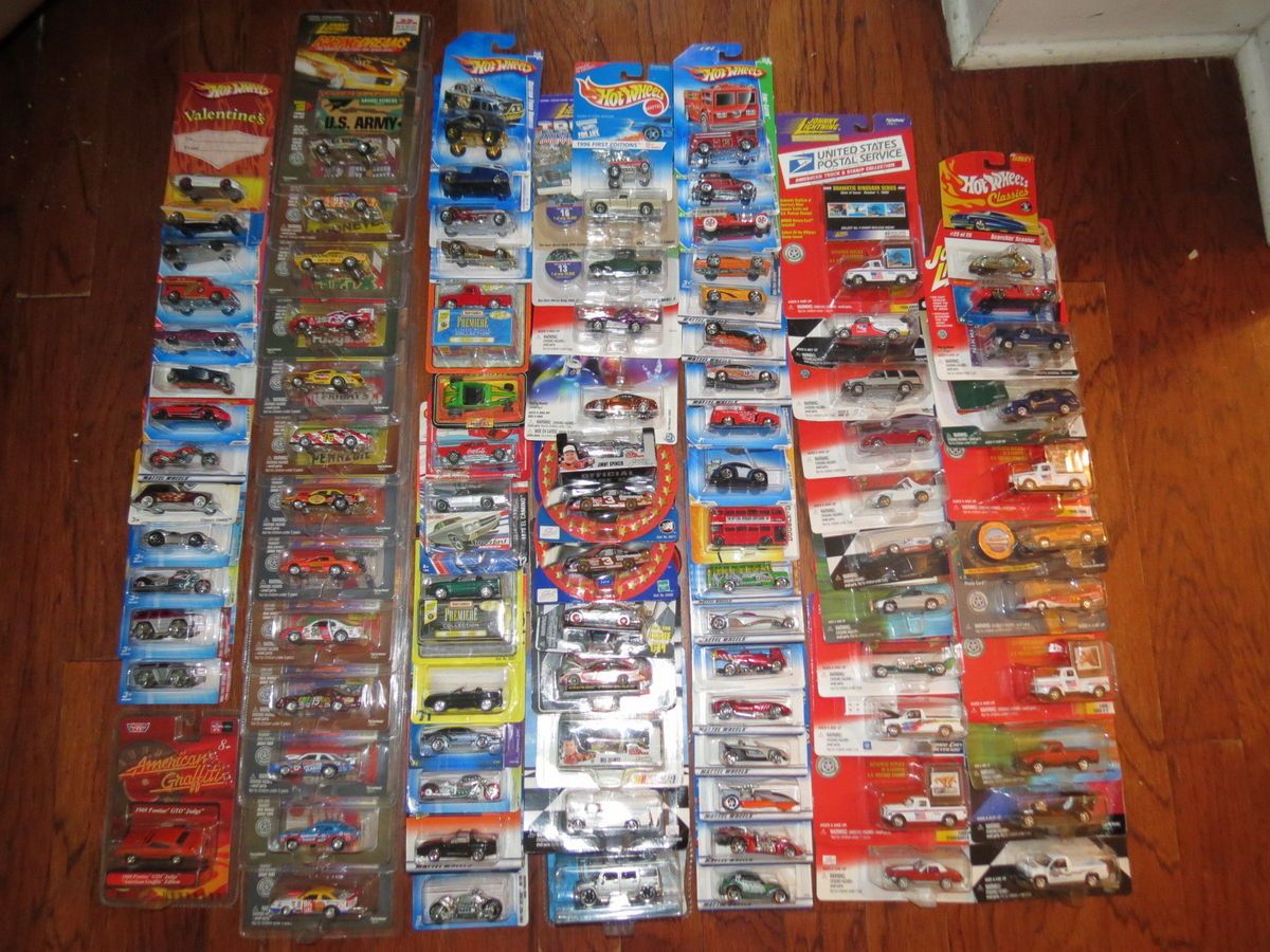 HOT WHEELS LOT OF 95 WHITE LIGHTNING TREASURE HUNT VARIANTS JOHNNY