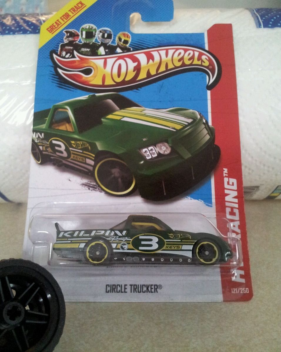 Hot Wheels New 2013 HW Treasure Hunt Green Circle Trucker T Hunts 121