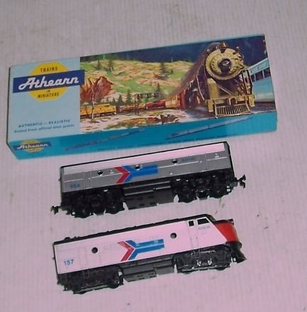 Older Athearn HO Amtrak Passenger F 7B F 7A Dummy Diesels OB