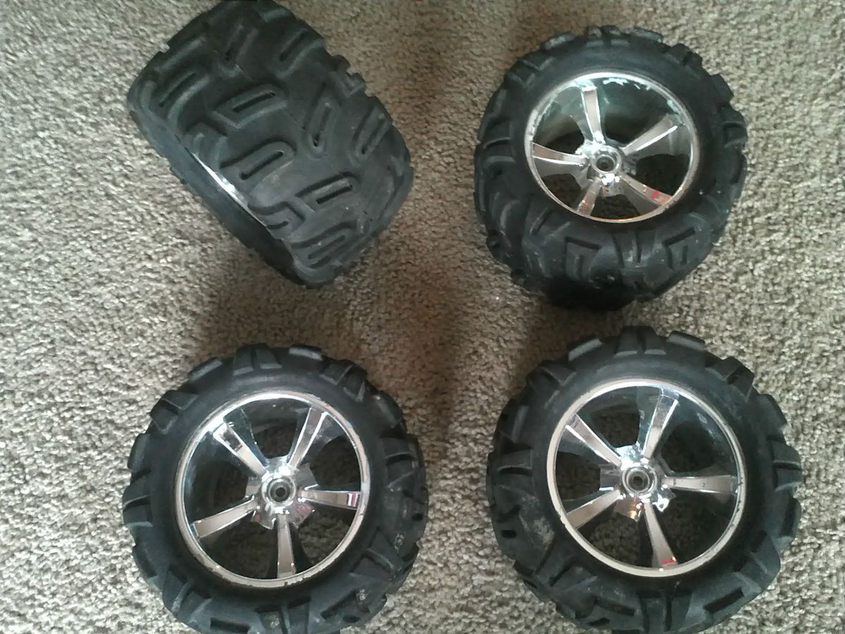 big wheels and tires 14mm tmaxx emaxx revo hpi losi stampede 4x4