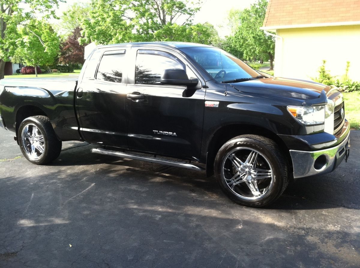 Toyota Tundra 07 12 22 Chrome Wheels and Nitto NT 420 Tires