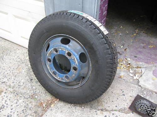 Truck Tire Lt 215 85 R 16 Uniroyal New