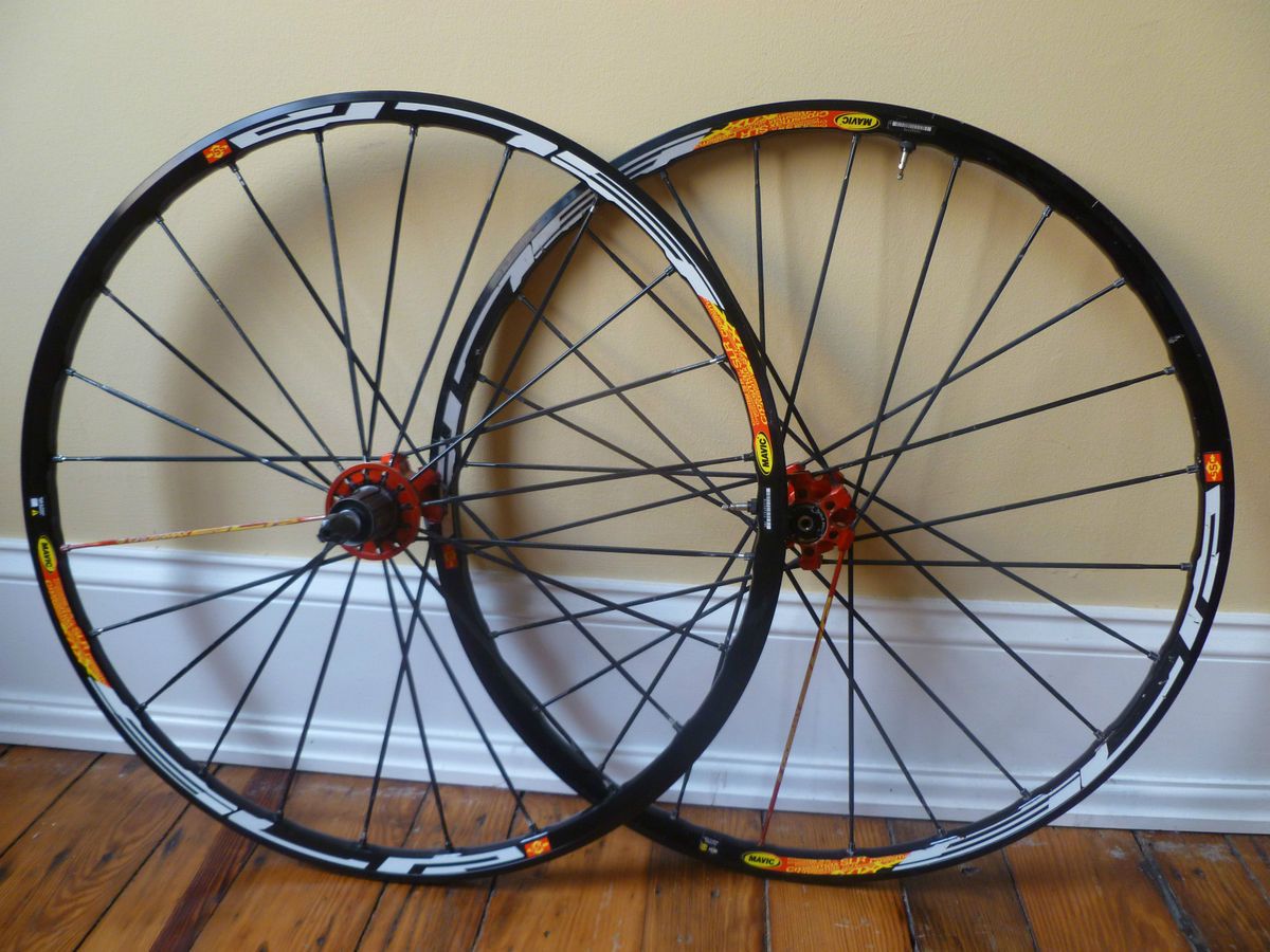 Mavic Crossmax SLR 26 Lefty Cannondale UST Tubeless MTB Wheels