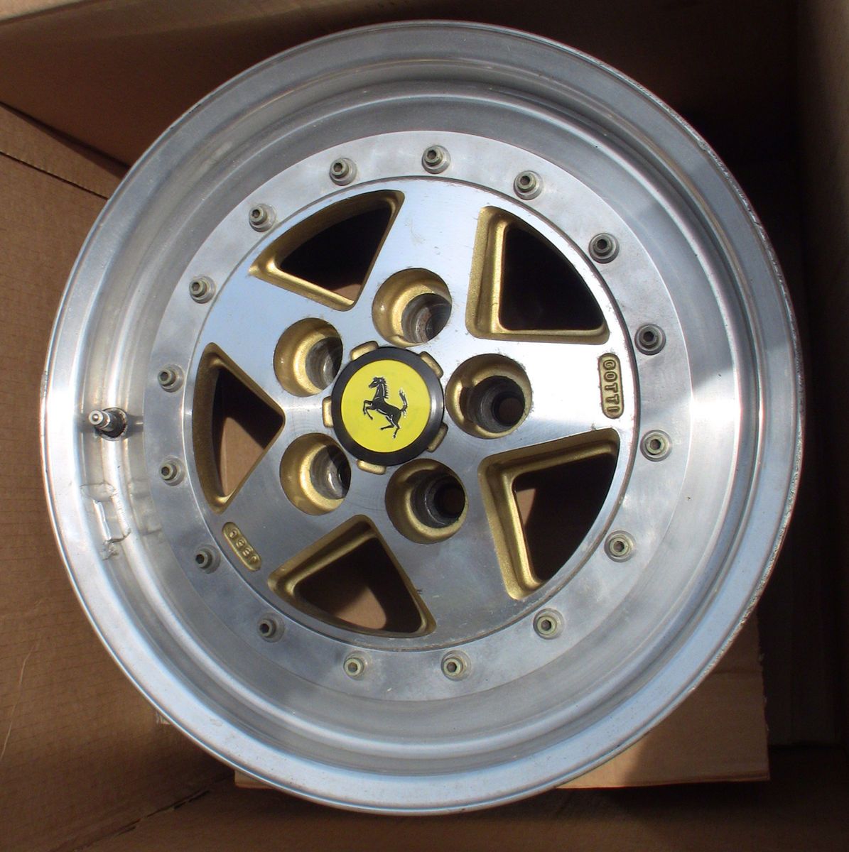 Ferrari 308 Gotti 16 Wheels Set